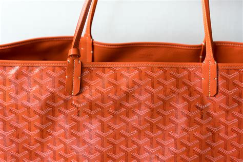 goyard painting artisan|goyard's signature y print.